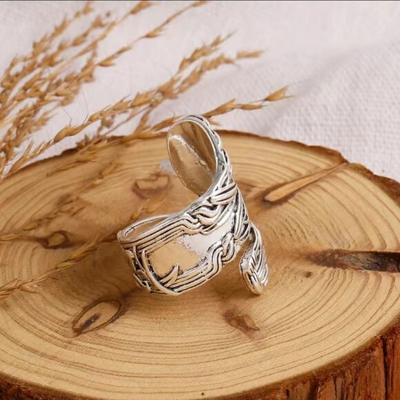 Vintage Style 925 Silver Plated Spoon Ring Floral Adjustable - Picture 6 of 6